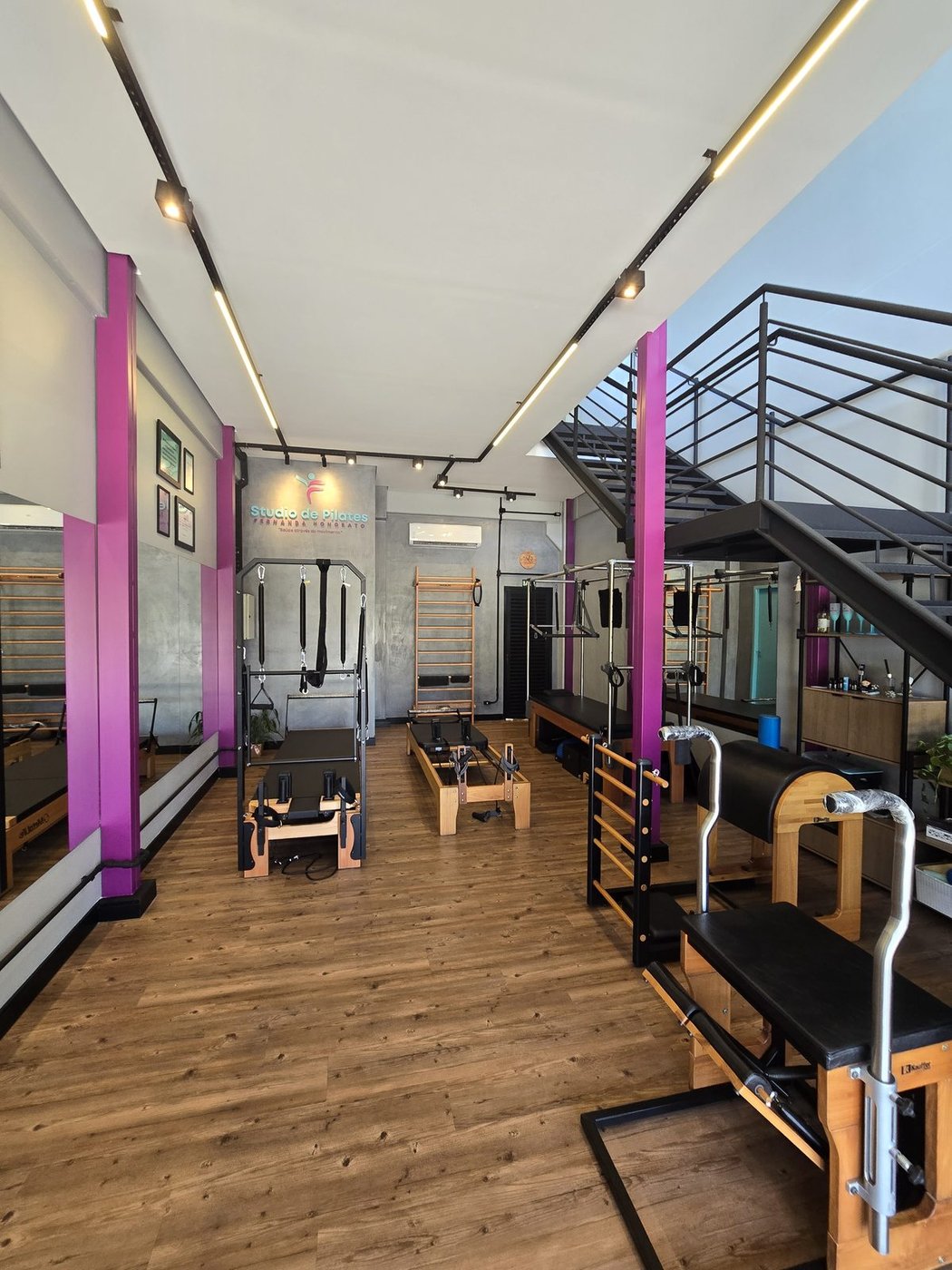 Estúdio de pilates em shopping (retrofit comercial) entregue pela Trinity3